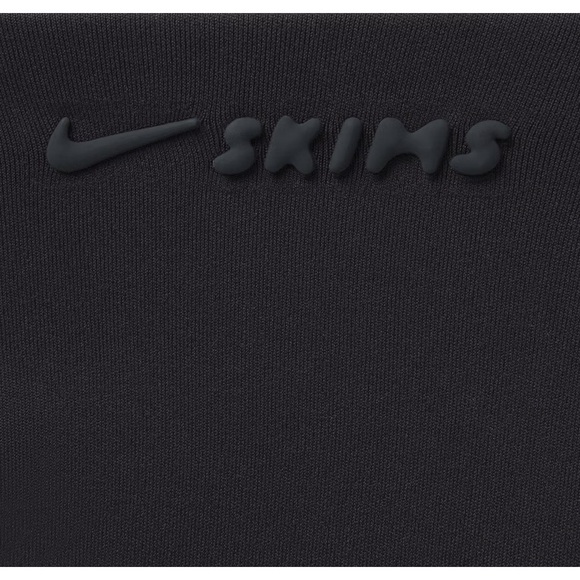 Skims Nike Mock Neck Full Zip Top - Picture 3 of 7